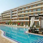 Grand Kameliq Apartament